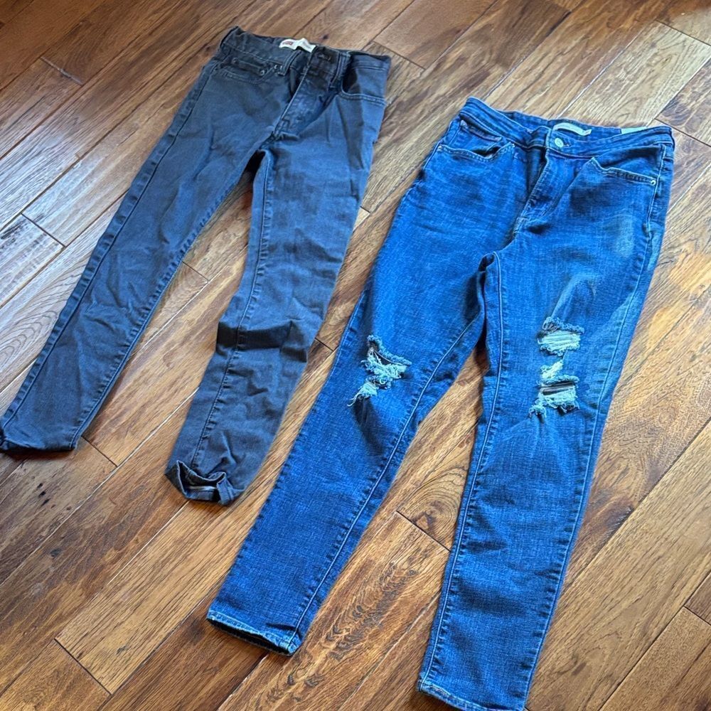 Levi’s Blue and Gray Women's Jeans bundle 👖